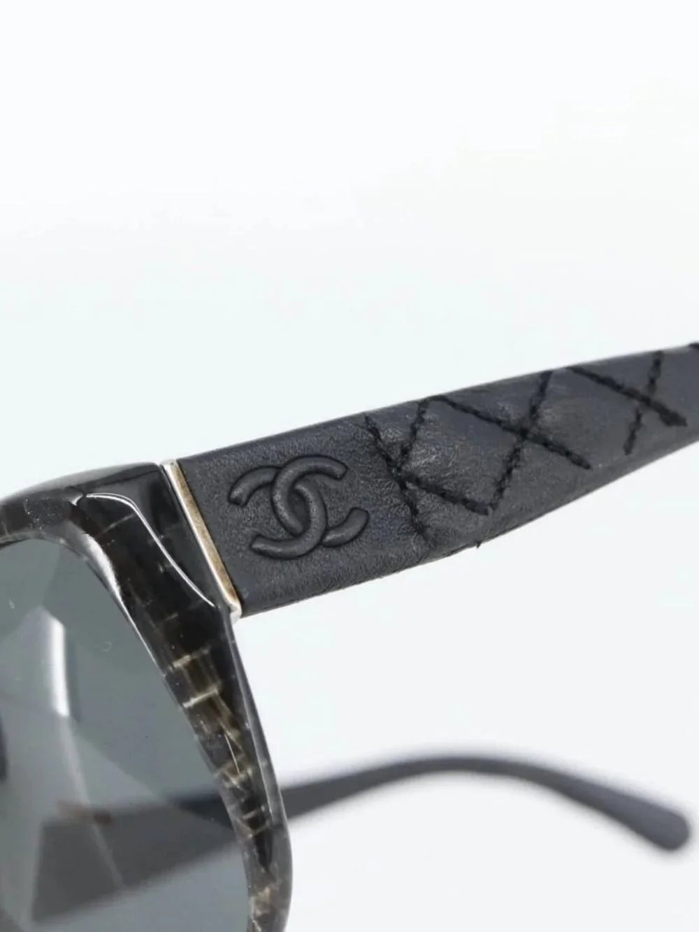 CHANEL Matelasse Sunglasses Plastic Lamb Skin Black CC Auth BA12975M